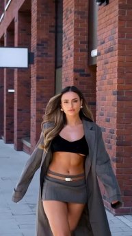 QrF6jJvO8_w - Beautiful Street Fashion Outfits Style #streetstyle #outfit #shorts