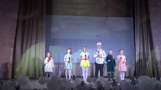 Детский вокальный коллектив "Кораблик", концерт к 8 мар