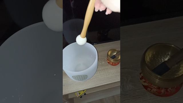 кварцевая поющая чаша с частотой звука 528 Гц🥰