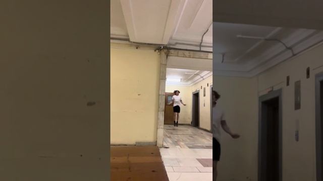 Делаю 110 двойных прыжков на скакалке boxbro