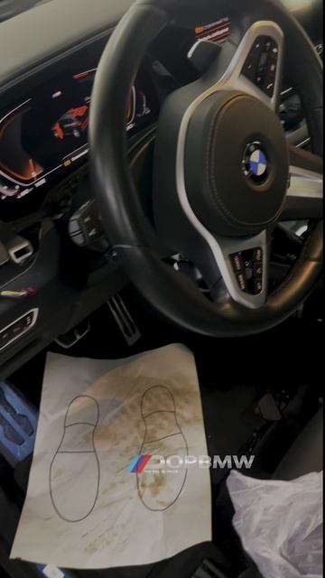 Произвели замену глянцевых накладок на карбоновые для #BMWx5 G05