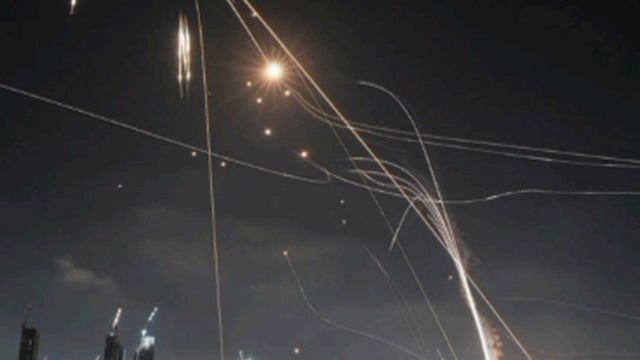 ❗️ Иран нанёс массированные удары по десяткам целей на территории Израиля, военным и авиабазах - зая