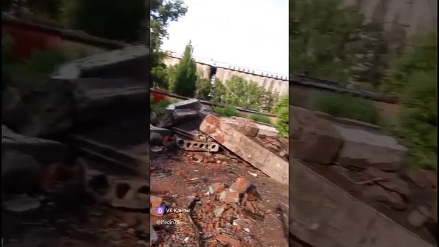 🌚💩👿 20 лет "Единая Россия" ("Новый город") проводили "праздники" двора у бомжатника в Омске