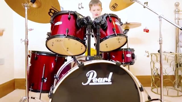 Мистер Макс • Mister Max - Макс и Кэти притворяются, что играют с музыкальными инструментами, Игрушк