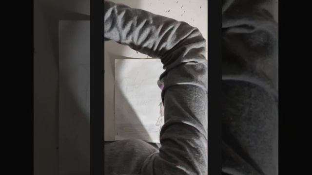 Разукрашиваю рисунок со своим персанажом