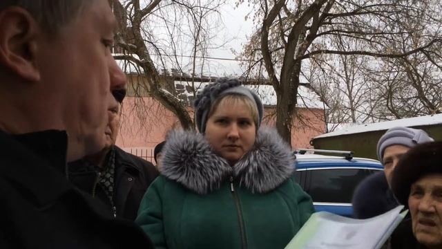 Застройщик представил документы жильцам