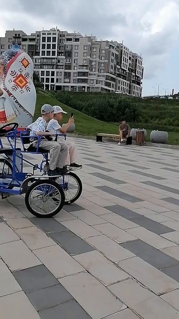 удивительные матрёшки на чебоксарском заливе туристам нравится