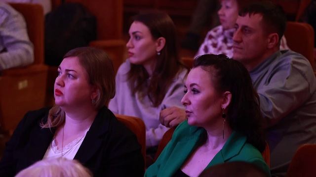 ВЛАДИМИР КУРСКИЙ - "ЗА СВОИХ". КОНЦЕРТ В г.САМАРА. ПРЕЗЕНТАЦИЯ АЛЬБОМА "СЕРДЦЕ РОССИИ".