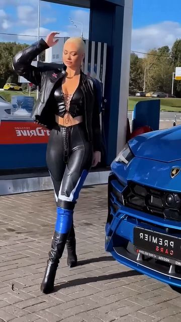 QLAU3QeSSgc - Beautiful Street Fashion Outfits Style #shorts