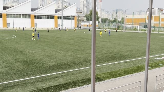 Первенство города по Футболу 11*11 по 2011 году. СШ Юность -  Волжский берег (1 тайм)