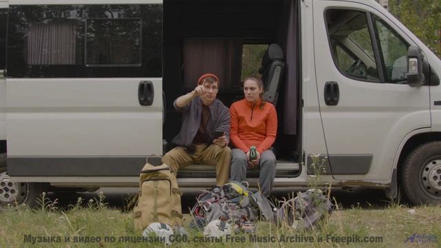 Музыка превращает каждый кадр в живую открытку - Litterbug -- Krestovsky -- Song of the Month Club 2
