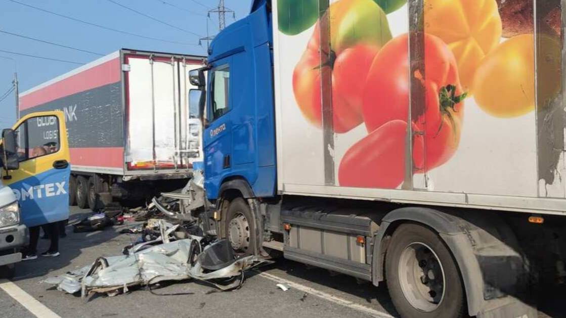 Четыре человека погибли в массовом ДТП под Самарой