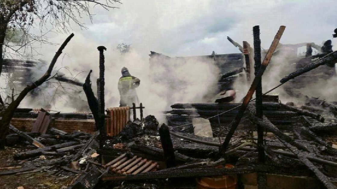 Пять детей погибли при пожаре в жилом доме в Подмосковье