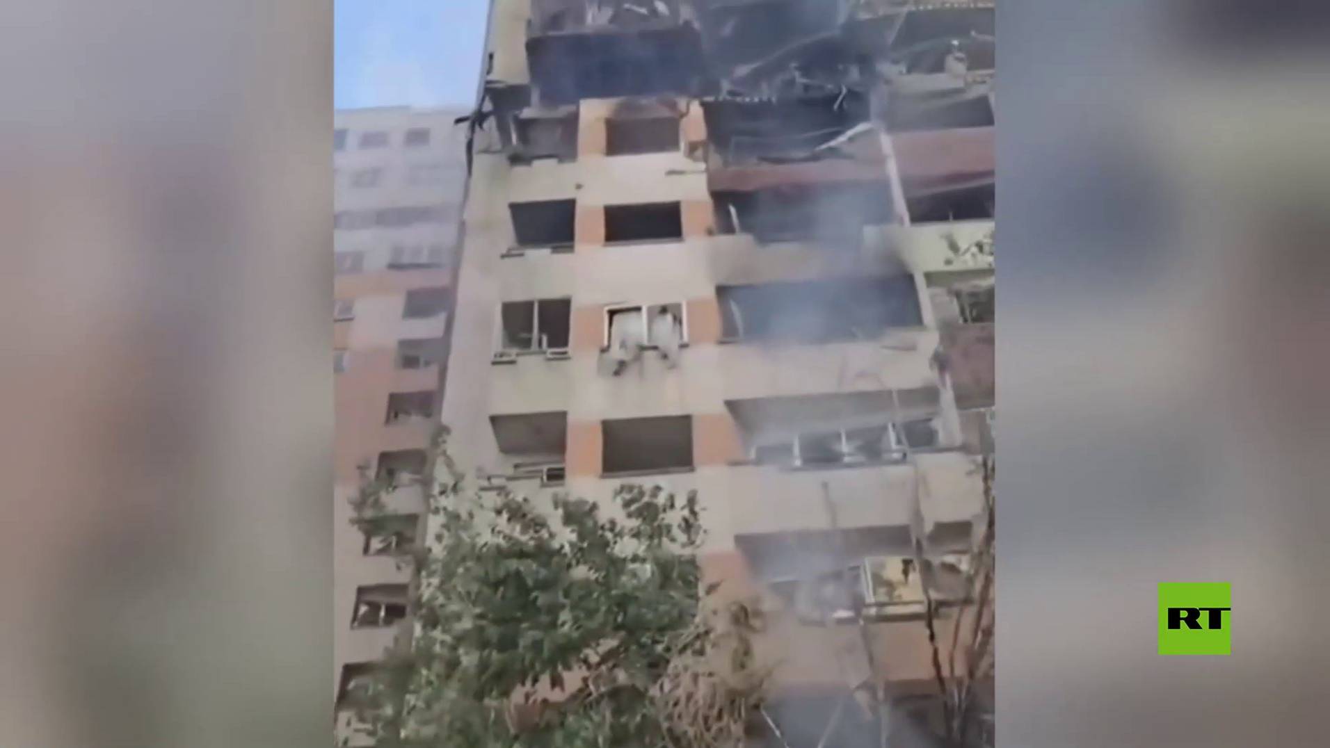 طهران.. لقطات من موقع الهجوم على قائد الحرس الثوري الإيراني