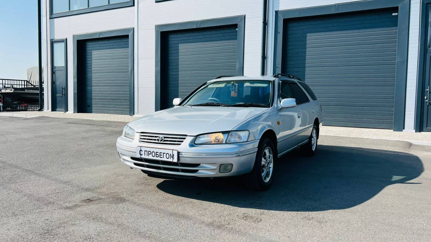 Toyota Camry Gracia, 1998 год