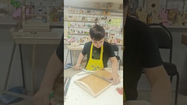 Занятия детей в школе Мастерства "Умелец"