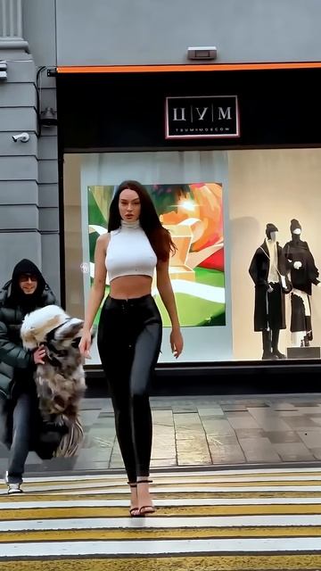 WszNAOcAm4k - Beautiful Street Fashion Outfits Style #shorts