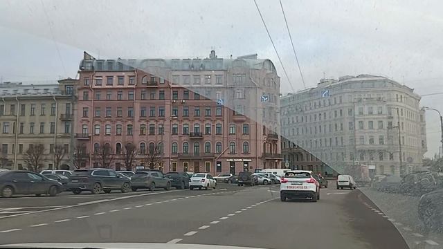 Еду по Питеру,после операции.Жаль,что нельзя посмотреть прекрасный город