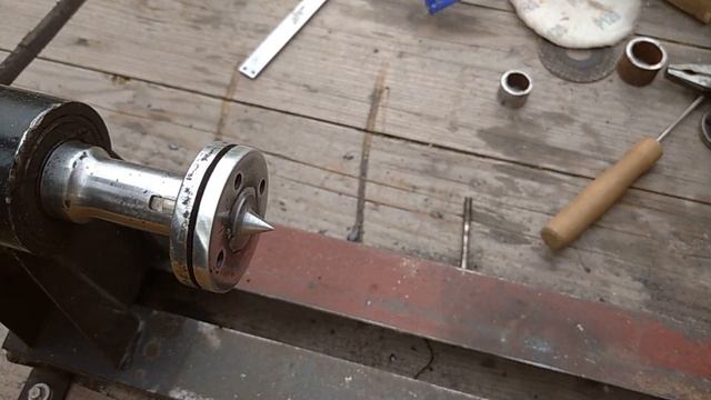 Повідковий (передній) центр для токарного своїми рука?