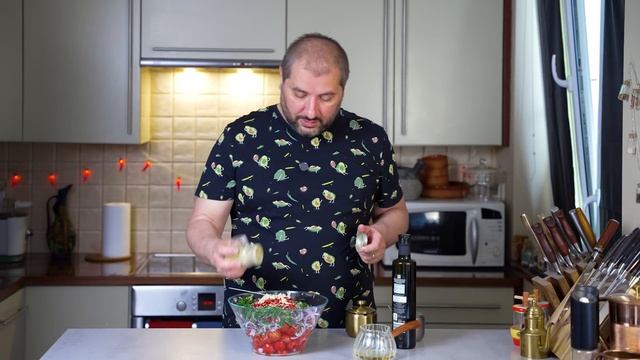 Вкусный салат из помидоров