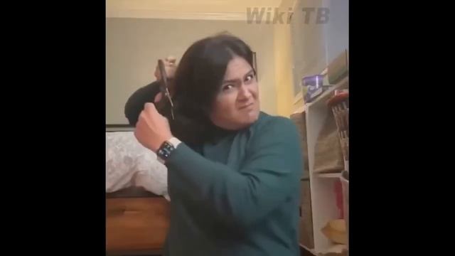 В Иране вспыхнули протесты из-за убийства 22 летней девушки.