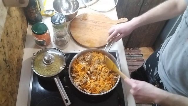 плов из булгура (просто риса не оказалось дома)😁