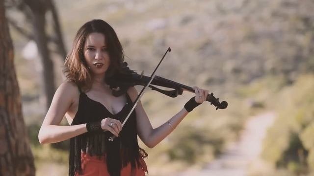 Date La Vuelta (Luis Fonsi, Sebastián Yatra, Nicky Jam) - Electric Violin Cover _ Caitlin De Ville