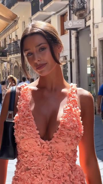 d8KxG-w1ok4 - Beautiful Street Fashion Outfits Style #streetstyle #outfit #shorts