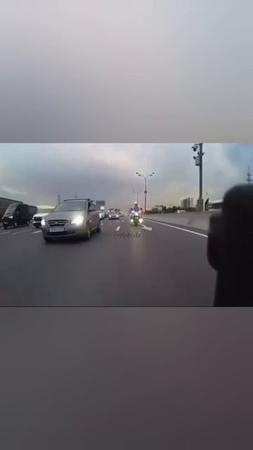 ему на велике🚴♀️ гонять 😂