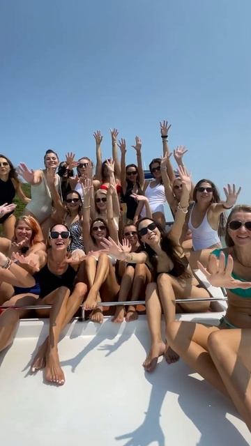 Таким составом мы отдыхали на яхте#яхтапарус #яхта #beach #love #travel #тайланд2024