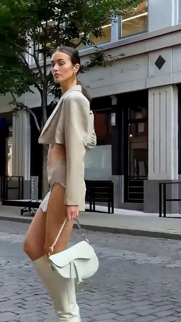 JQ8Ii-KwFmE - Beautiful Street Fashion Outfits Style #shorts