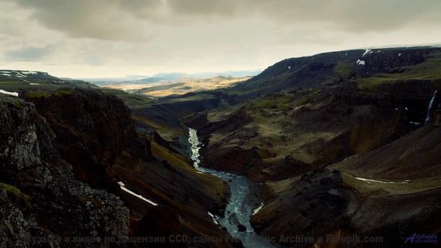 Красота Земли оживает вместе с мелодией - Name This Love -- Greg Atkinson -- Unnamed album