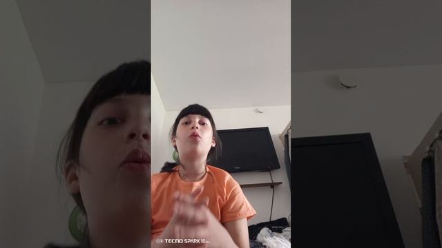 что-то страшное было в кустах.