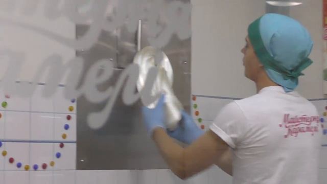 Рома и Диана ★ Конфетки в Мастерской Карамели How to make candy in the candy store