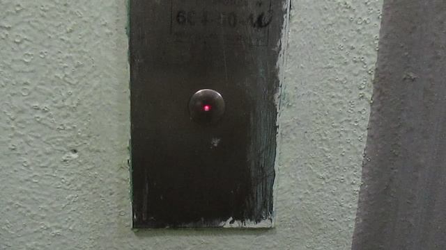 Лифт КМЗ-(модер. Мослифт купе от МЭЛ) @ г. Москва, Кленовый бульвар, д. 15-8 (2405)