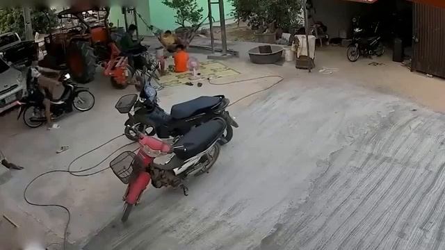 ЗАБАВНЫЕ МОМЕНТЫ В ЖИЗНИ