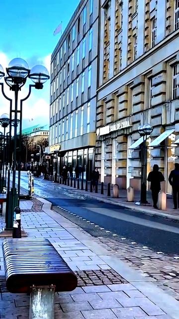 За секунду до…