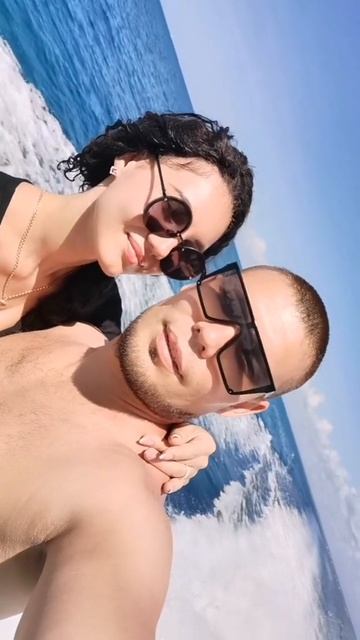 А я тебя короновал и никому не отдавал...