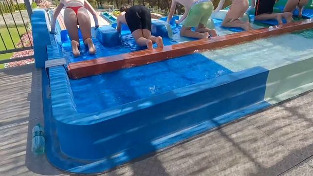 Аквапарки Испании Просты и Крутые горки Слышится НАШИ ТАМ ЕСТЬ
