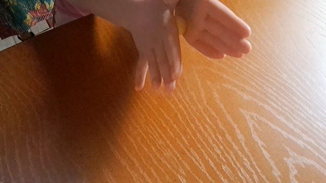 Подготовка руки к письму. Игра "колобок"