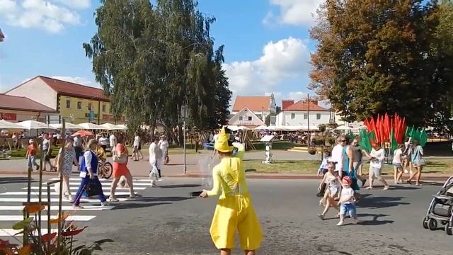 День Белорусской письменности 2019 город Слоним, прогулка по городу (нарезка)