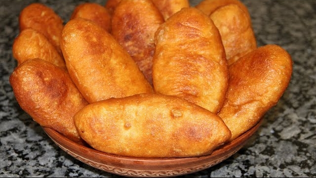 Жареные пирожки с капустой