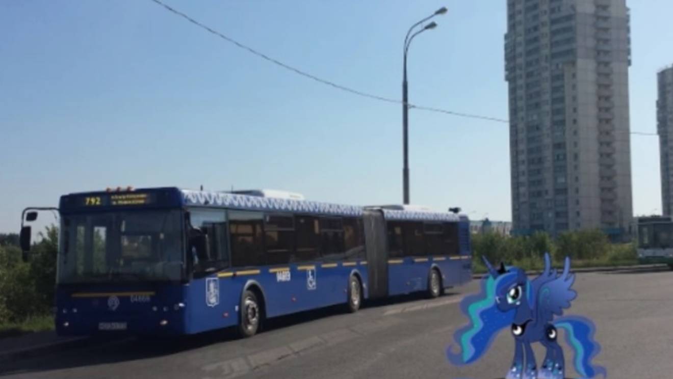 Поездка на автобусе ЛиАЗ-6213.22 № 04669 (040198) На маршруте № 792 Москва.