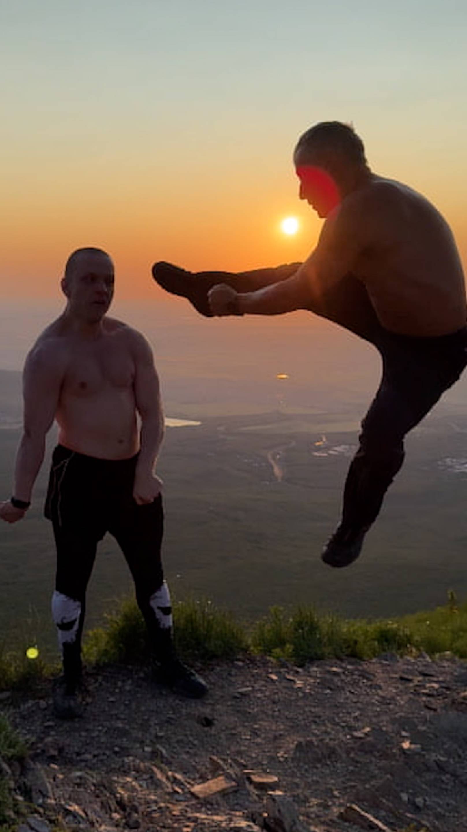 Чуть не ПОЛУЧИЛ в ГОЛОВУ на Рассвете на Бештау