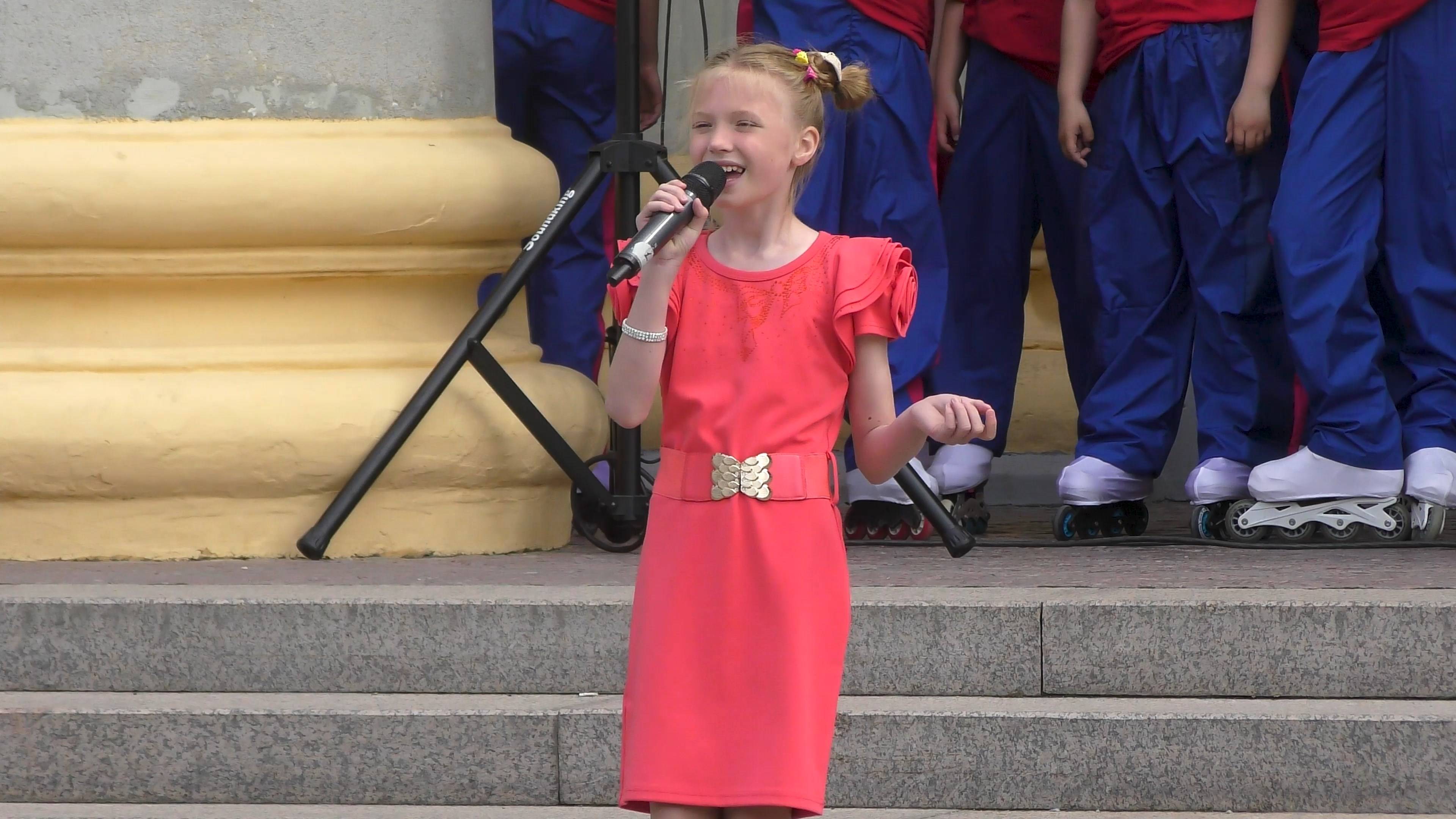 А. Акрамова " Лето " Концерты у ДК Горького.