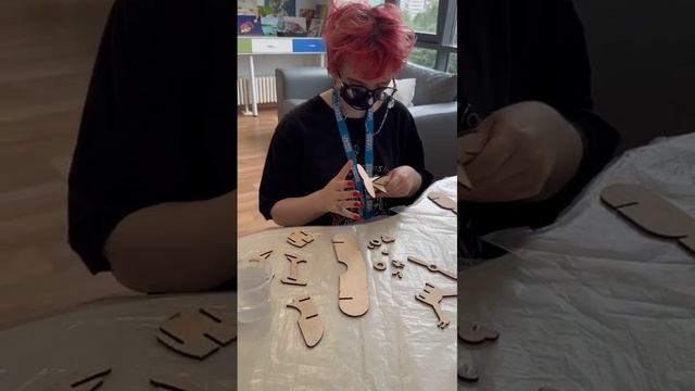 «Герои среди нас. Со школьной скамьи на фронт»