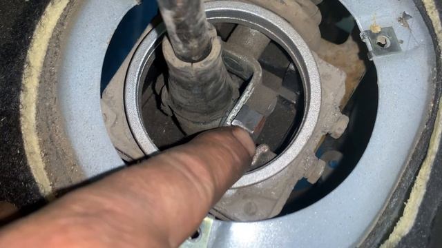 Шеви Нива регулировка кулисы коробки передач