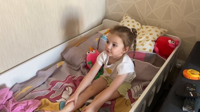Родители и дочки/игра в доктора;веселое видео
