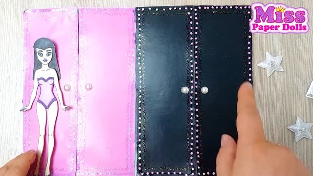 Paper dolls dress up wardrobe with clothes tutorial. MISS Paper Dolls
