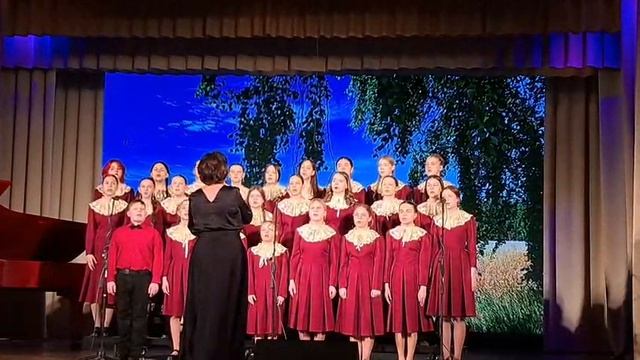 Хор старших классов "Созвучие" руководитель Чижова Е.В., концертмейстер Логинова Н.А.